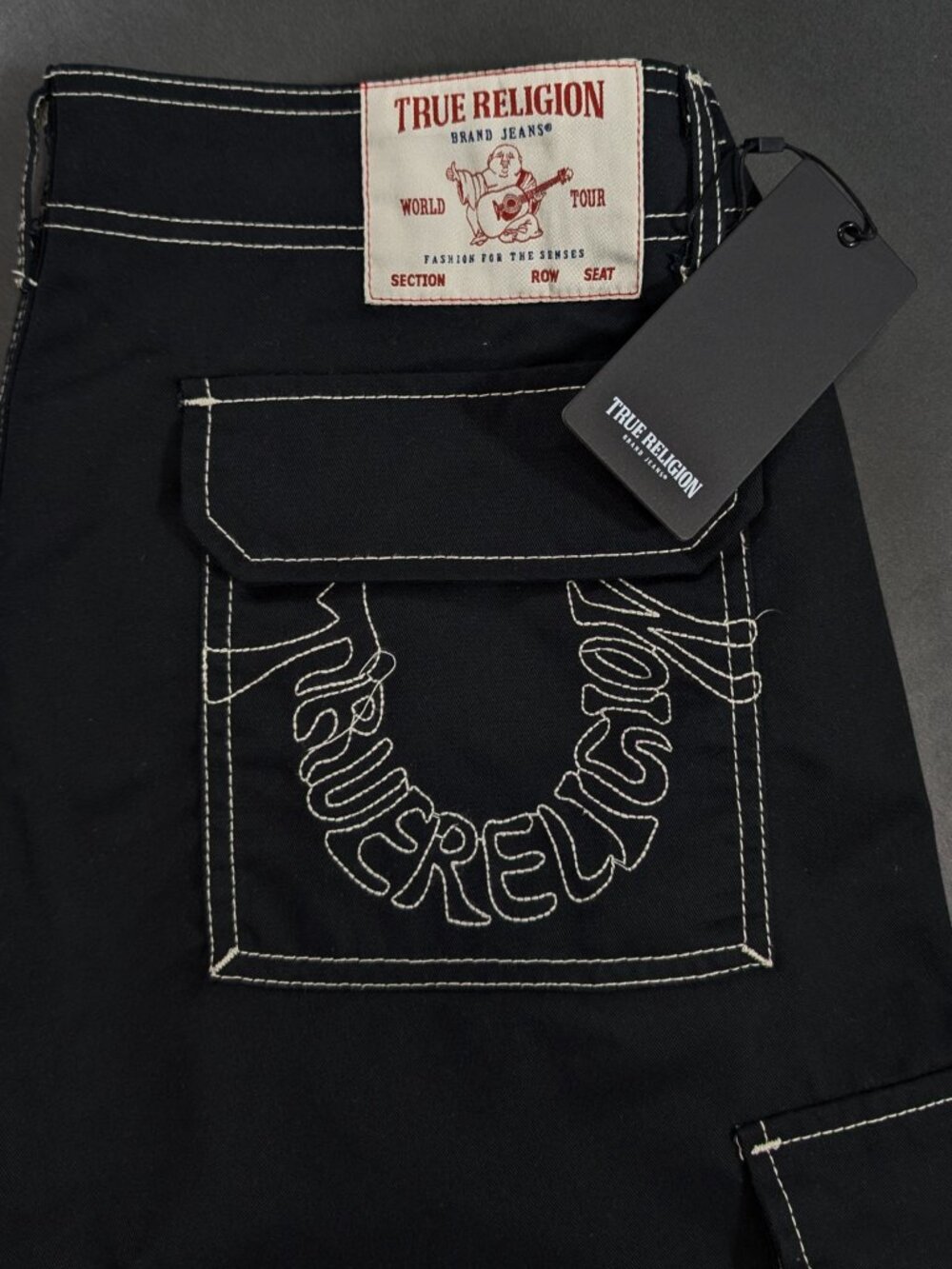 True Religion Cargo Pants Men`s White Stitch Flap Pockets 34x32 36x32 Outline